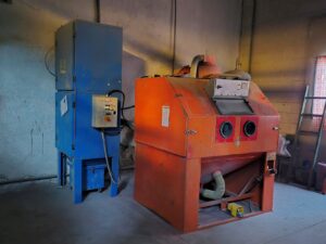 Verniciatura industriale a Gallarate - Macchinari per verniciatura a Gallarate: sabbiatrice manuale