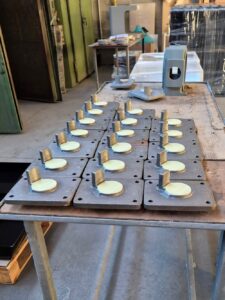Verniciatura Tognotti: Verniciatura industriale a Gallarate - Particolari meccanici: preparati e sabbiati