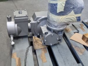 Verniciatura Tognotti: Verniciatura industriale a Gallarate - Sistema di pompaggio impianti petroliferi